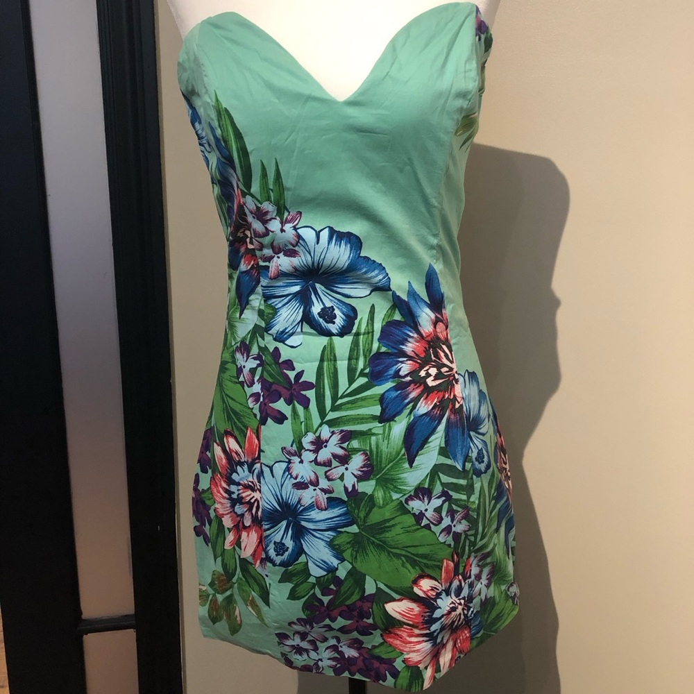Dance & Marvel Strapless Green Floral Dress Size M